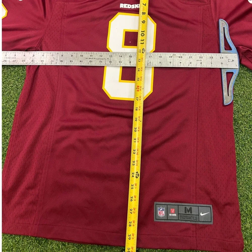 Nike features sleeves